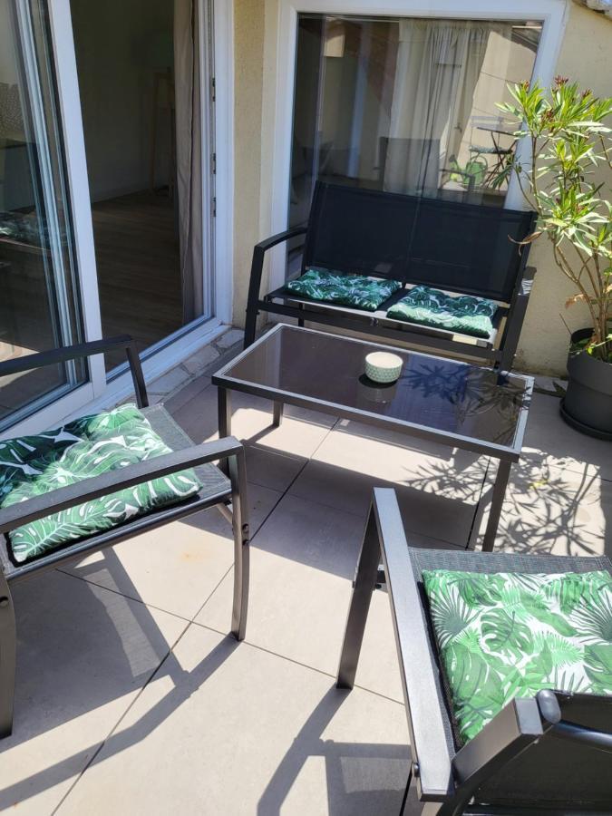 La Dolce Vita Nimoise Terrasse 100 M Des Arenes Ним Екстериор снимка